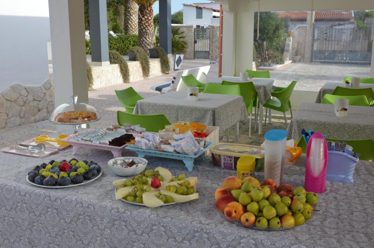 B&B Poseidon Punta Prosciutto Exterior photo